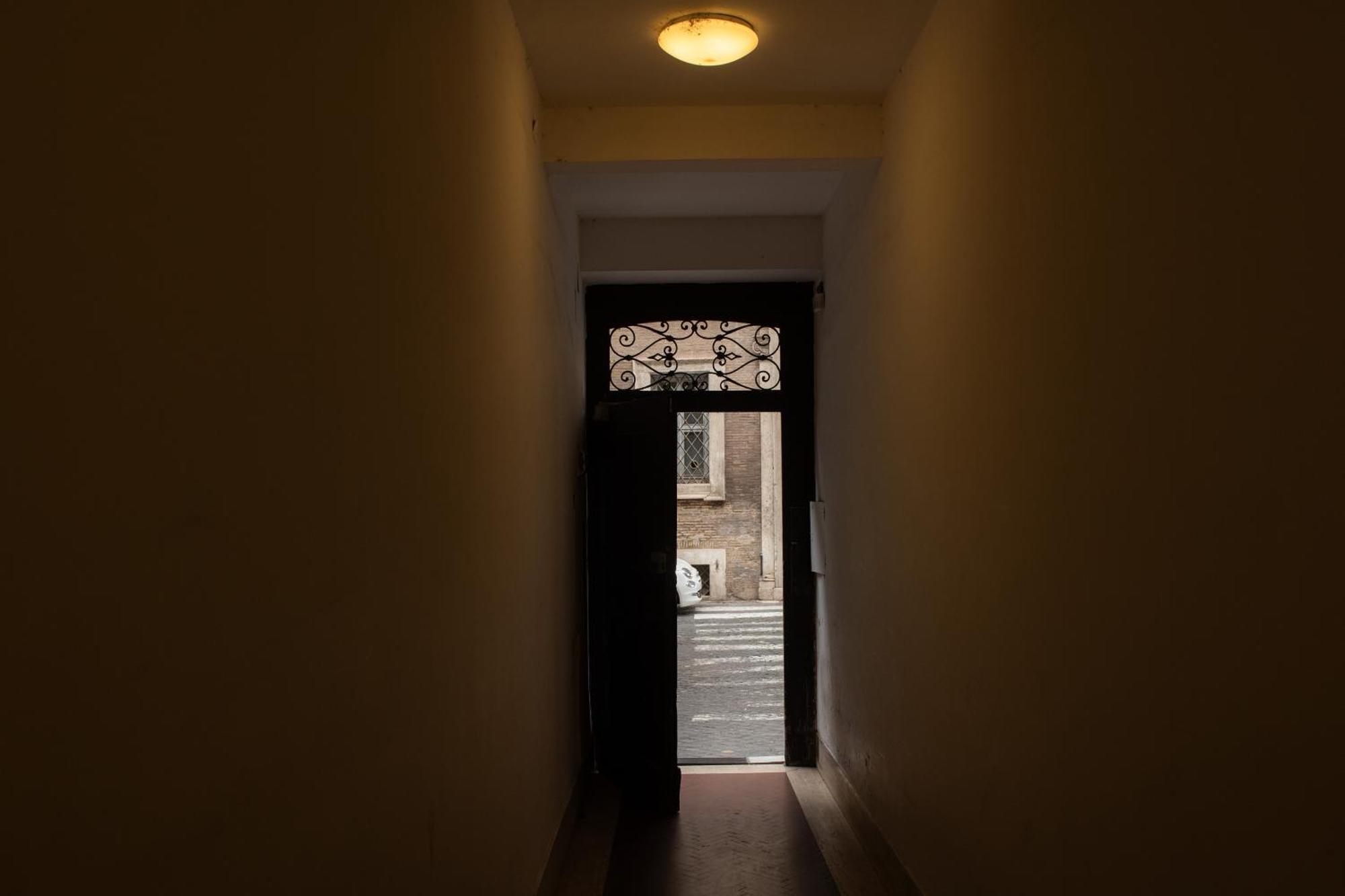 Colosseum View Accomodation โรม ภายนอก รูปภาพ