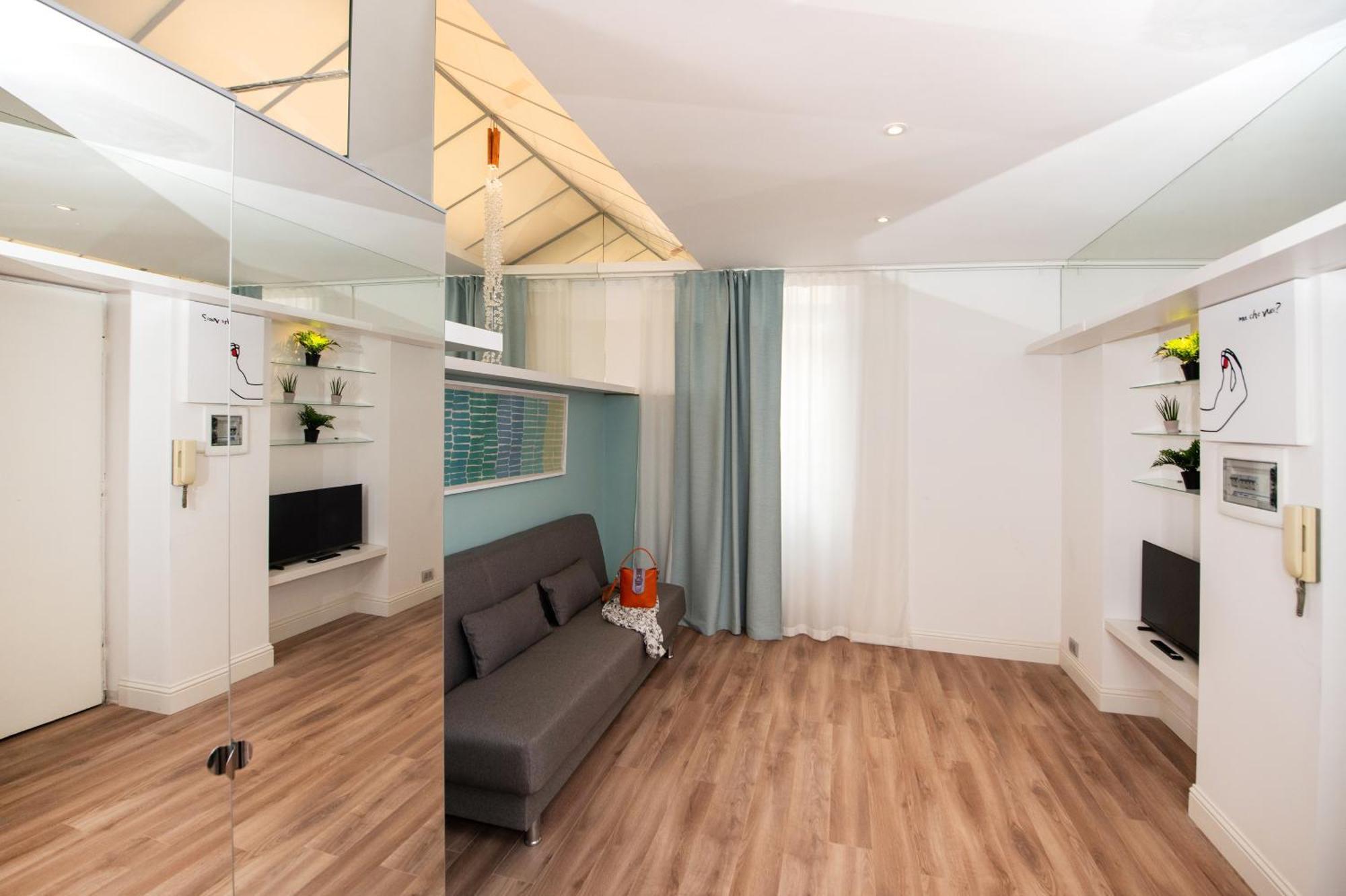 Colosseum View Accomodation โรม ภายนอก รูปภาพ